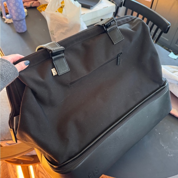 BEIS Convertible Weekender - Picture 2 of 7